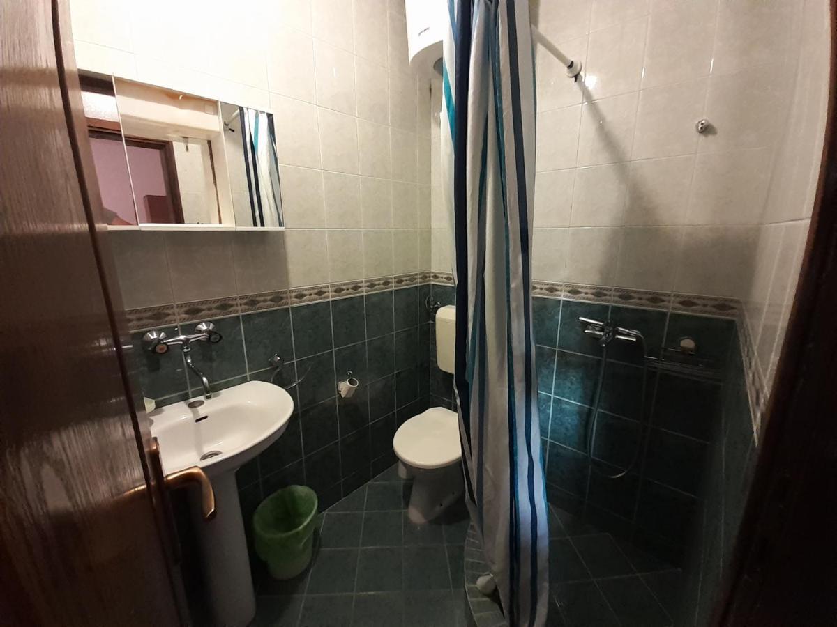 Stevovic Apartments Tivat Buitenkant foto